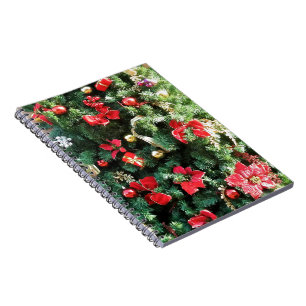 Weihnachtsbaum dekoriert notizblock