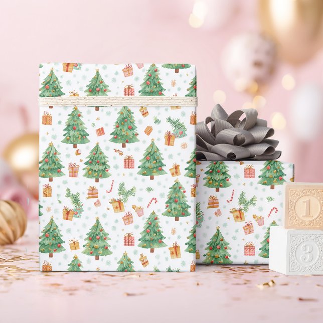 Weihnachtsbaum & Geschenkpapier (Von Creator hochgeladen)