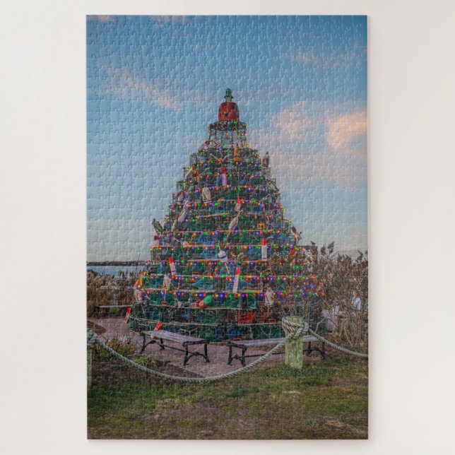 Weihnachtsbaum im Hafen von Block Island, RI Puzzle (Vertikal)