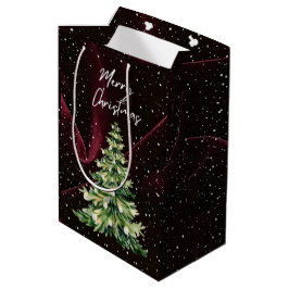 Weihnachtsbaum in Roter Velvet Hintergrund Mittlere Geschenktüte