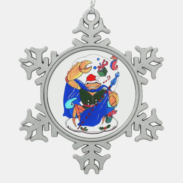 Weihnachtsbaum King Crab und Geschenke entworfen Schneeflocken Zinn-Ornament (Vorderseite)