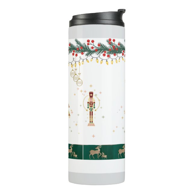 Weihnachtsbaum, Schnee, Hirschpackpapier Thermosbecher (Nach links gedreht)