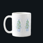 Weihnachtsbaum-Tasse im Grandmillenniveau Kaffeetasse<br><div class="desc">Niedliche Weihnachtsbaum-Tasse mit Gingham Bows & Polka Dotframes. Das ist ein niedliches Weihnachtsgeschenk für den Grosstausendjährigen!</div>