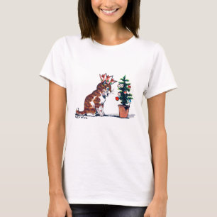 Weihnachtsbaum und Kitten, Louis Wain T-Shirt