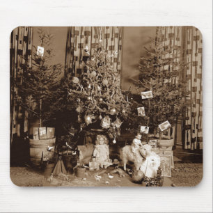 Weihnachtsbaum und Spielzeug um 1900 Mousepad Foto