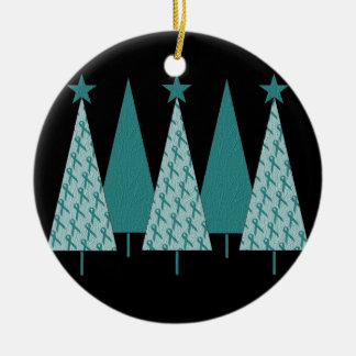 Weihnachtsbäume - aquamarines Band-Eierstockkrebs Keramikornament