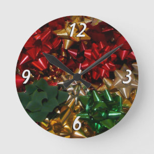 Weihnachtsbäume farbenfroher Feiertag Runde Wanduhr