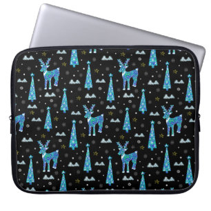 Weihnachtsbäume, Rentierschneeflocken. Winter illu Laptopschutzhülle