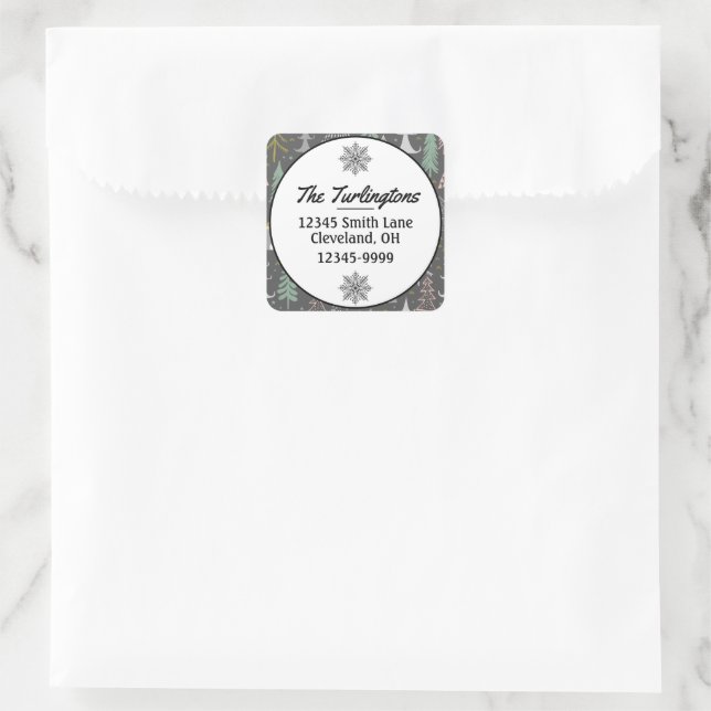 Weihnachtsbäume und Häuser in Halbpension Rosa Gel Quadratischer Aufkleber (Tasche)