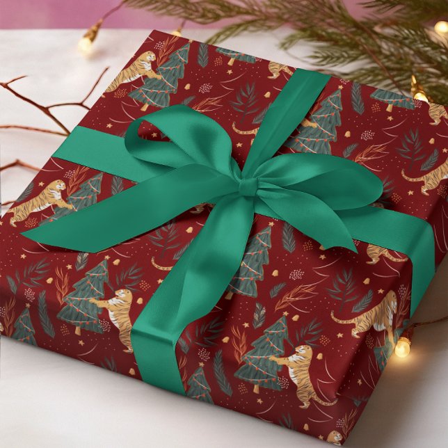 Weihnachtsbäume und Tigermuster Geschenkpapier (Von Creator hochgeladen)