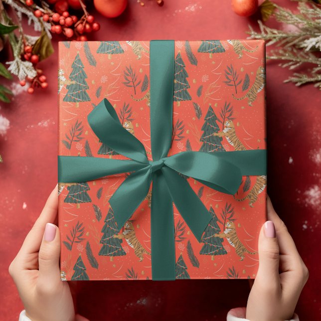 Weihnachtsbäume und Tigermuster Geschenkpapier (Von Creator hochgeladen)