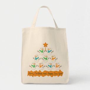Weihnachtsbaumpyramide aus Weihnachtsschneemännern Tragetasche