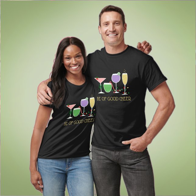 Weihnachtscocktails sind ein guter Heiterkeit T-Shirt (Von Creator hochgeladen)