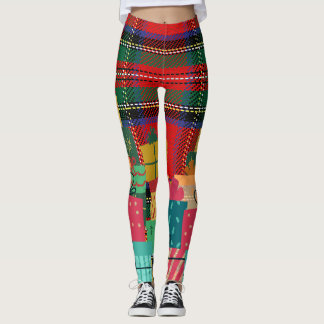 Weihnachtself auf den Leggings in Gegenwart