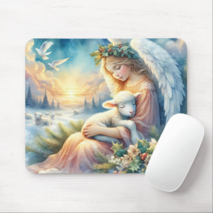 Weihnachtsengel mit Lamm im winterlichen Frieden Mousepad
