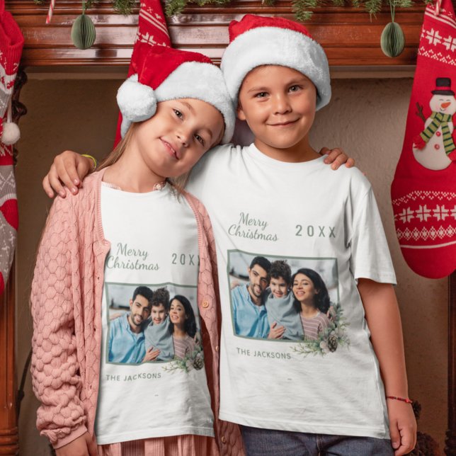 Weihnachtsfamilie Foto Pinienmädchen T-Shirt (Von Creator hochgeladen)