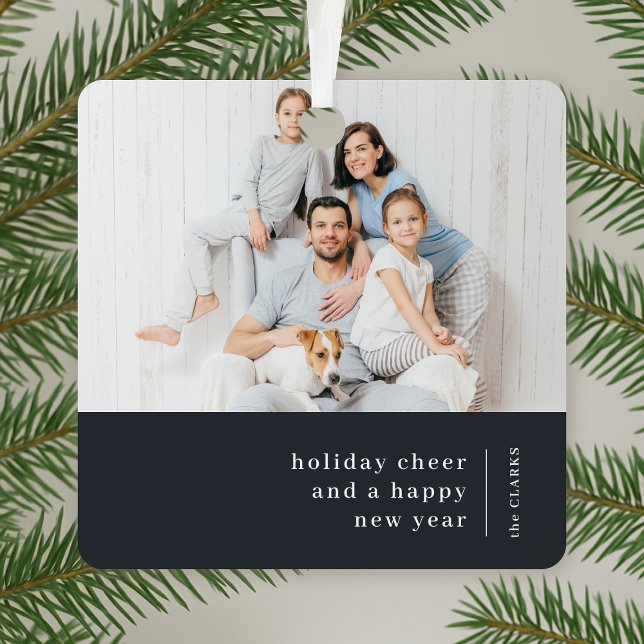 Weihnachtsfamilienportrait | Minimaler Kohlengräbe Ornament Aus Metall (Von Creator hochgeladen)