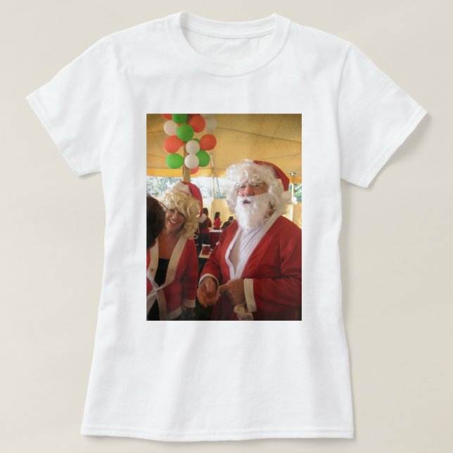 Weihnachtsfeier & Mrs. Claus - Feierlichkeiten T-Shirt (Design vorne)