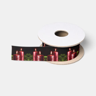 Weihnachtsfeier rote Kerzen schwarz Satinband