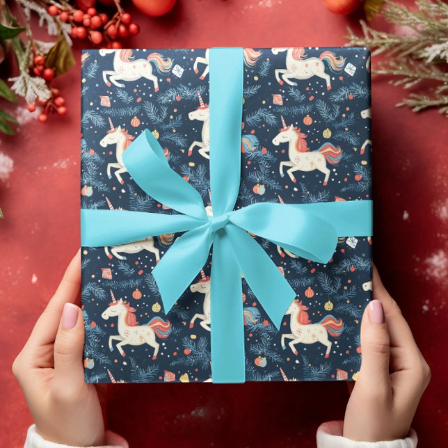 Weihnachtsfeiertag im Einhorn Geschenkpapier (Von Creator hochgeladen)