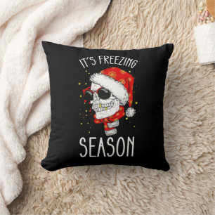 Weihnachtsfeiertag ist die Wintersaison. Kissen