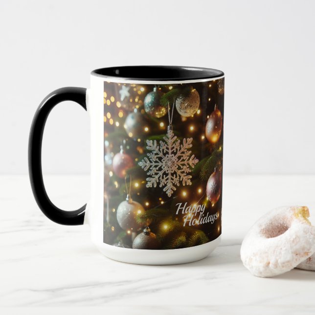 Weihnachtsfeiertag Silver Snowflake Ornamente Tasse (Mit Donut)