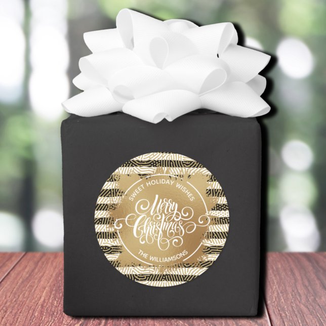 Weihnachtsfeiertage Gold Runder Aufkleber (Merry Christmas on gold sweet holiday wishes homemade stickers on black and white stripes)