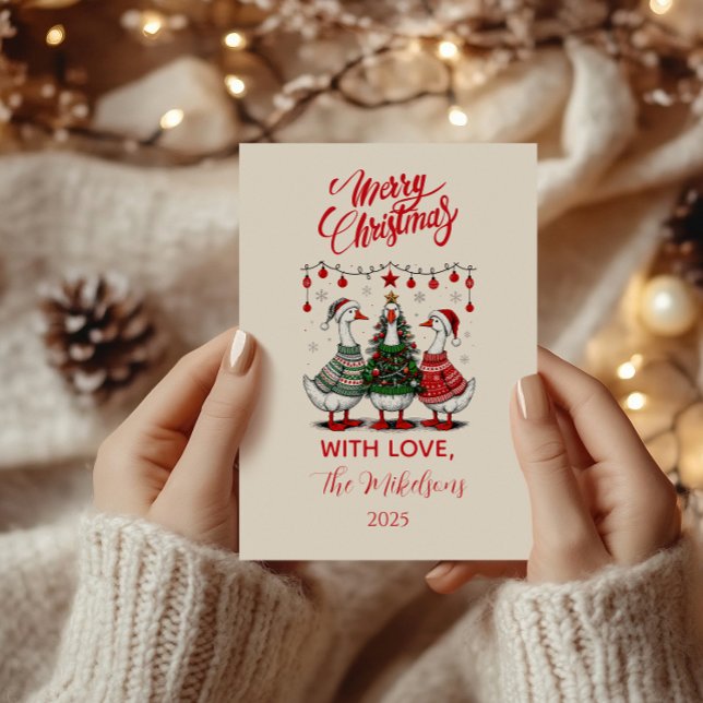Weihnachtsgänse in gemütlichen Pullovern Feiertagskarte (Von Creator hochgeladen)