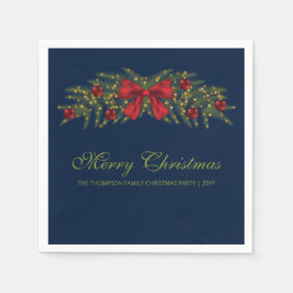 Weihnachtsgarten mit einem roten Bogen und Bauern Serviette