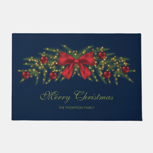 Weihnachtsgarten mit einem roten Bogen und Ornamen Fußmatte (Vorderseite)