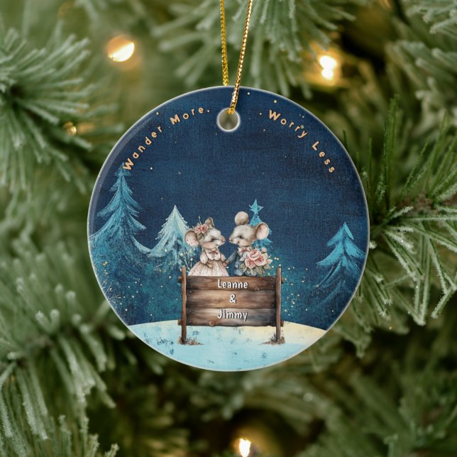 Weihnachtsgebirge Wasserfarbe Neuvermähltes Paar Keramik Ornament (Baum)