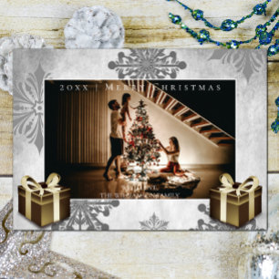 Weihnachtsgeschenke und Schneeflocken Fotokarte Go Feiertagskarte