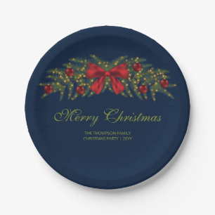 Weihnachtsgirlande mit roter Schleife und Christba Pappteller