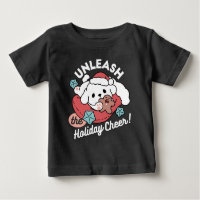 Weihnachtshund in der Weihnachtsmannmütze - Feiert