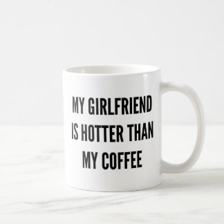 Weihnachtskaffee meine Freundin ist heißer als Kaffeetasse