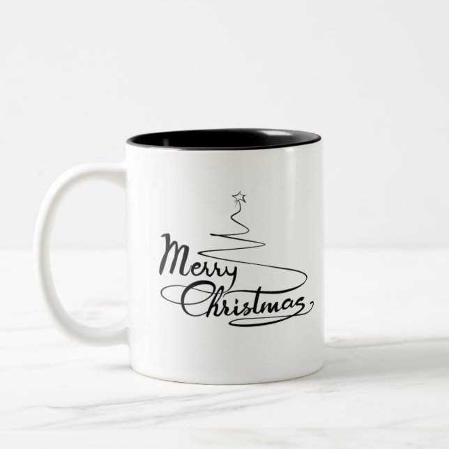 Weihnachtskalligrafischer Text mit Weihnachtsbaum Zweifarbige Tasse (Links)