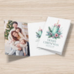 Weihnachtskandle Persönliches Foto Karte<br><div class="desc">Weihnachts-Design mit Weihnachtskerzen und eleganter Typografie auf weißem Hintergrund. Benutzerdefiniertes Foto und personalisierbarer Text.</div>