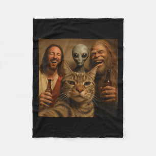 Weihnachtskatze Selfie Bigfoot An Alien &Amp; Fleecedecke