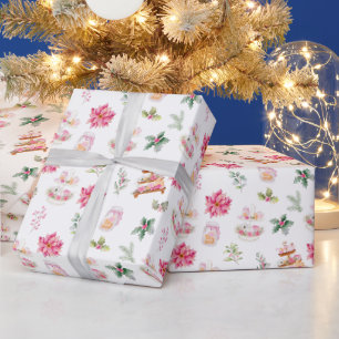 Weihnachtskekse und rosa Laub Geschenkpapier