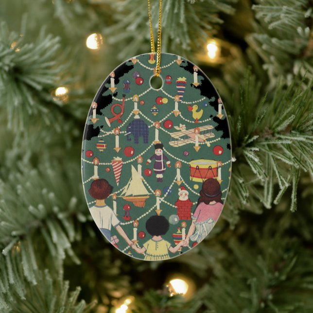 Weihnachtskinder aus dem 19. Jahrhundert rund um e Keramik Ornament (Baum)
