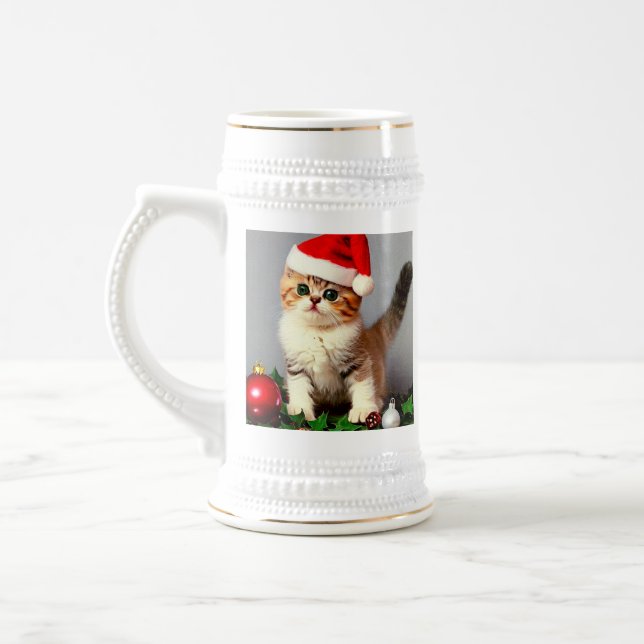 Weihnachtskitten in Weihnachtsmannmütze Bierglas (Links)