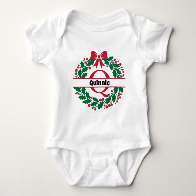 Weihnachtskranz Familie Matching Name Brief Q Baby Strampler (Vorderseite)