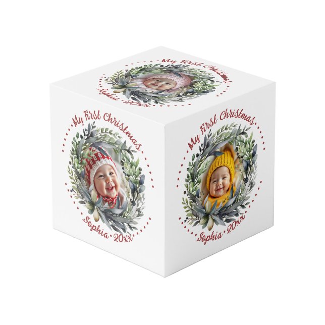 Weihnachtskranz mit grünem Foto Würfel (Vorderseite Schrägansicht)