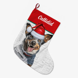 Weihnachtskühe Hund mit Name Woof Hintergrund Großer Weihnachtsstrumpf