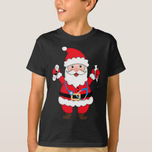 Weihnachtsmann Krankenpflege mit Stethoskop und s T-Shirt