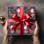 Weihnachtsmann mit Rudolph Custom Christmas Festiv Geschenkpapier<br><div class="desc">Anpassen,  um die Hintergrundfarbe zu ändern. Illustrationen durch Winkelnimoie</div>
