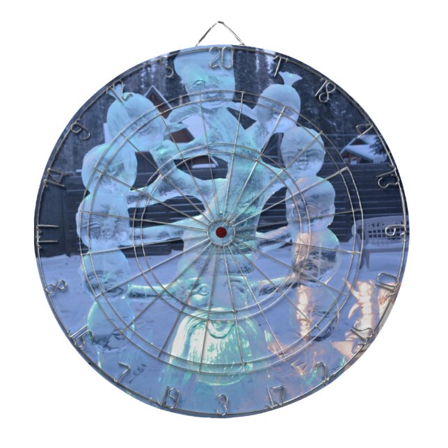 Weihnachtsmann stellt lustigen Weihnachtsfeiertag Dartscheibe (vorne)