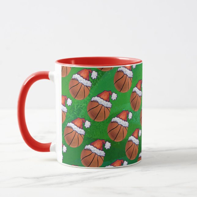 Weihnachtsmannmütze Basketball auf Grün Tasse (Links)