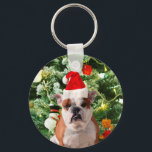 Weihnachtsmannmütze Bulldog Christmas Tree Snowman Schlüsselanhänger<br><div class="desc">Niedliches Bulldog Foto mit der Weihnachtsbaum Snowman Geschenkboxen im Hintergrund. Ein perfektes Geschenk für Weihnachten!</div>