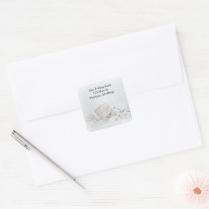 Weihnachtsmusik und Ornamente im Schnee Quadratischer Aufkleber